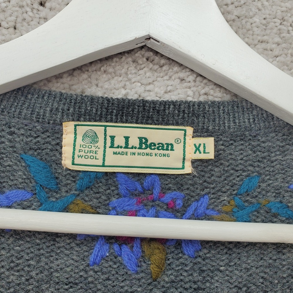 Vtg LL Bean Cardigan Women XL Gray Wool Floral Embroidered V-Neck Grandmacore - Picture 5 of 10